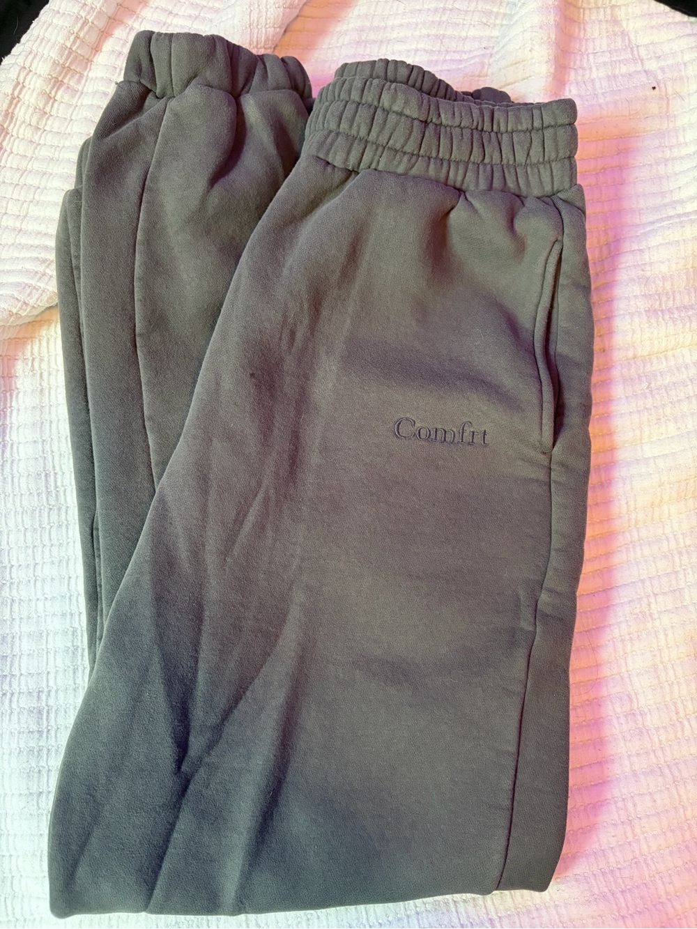 Comfort women’s dark grey Sweatpants
